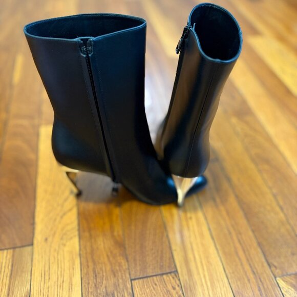 NWOT Alexander McQueen Armadillo Boots - Picture 3 of 5